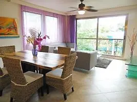Mimosa Tree Condos Плая-дель-Кармен Отель