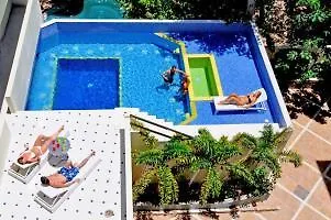 Mimosa Tree Condos Плая-дель-Кармен Отель